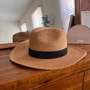 NEVER WORN: Toucan Hats Black Wide Brim Sun Hat